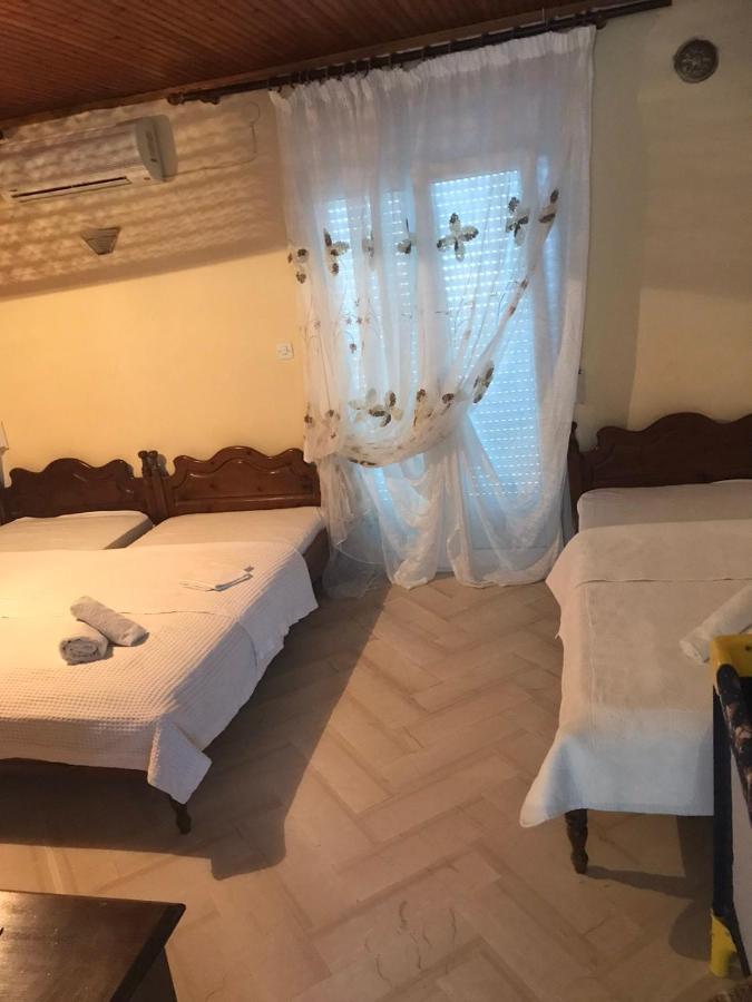 Angela - Zoi Rooms Città di Skiathos Esterno foto